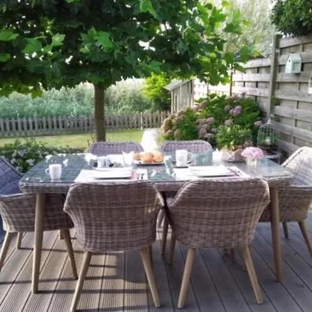 Windekind Mit Blick Auf Felder By Interhome De Panne