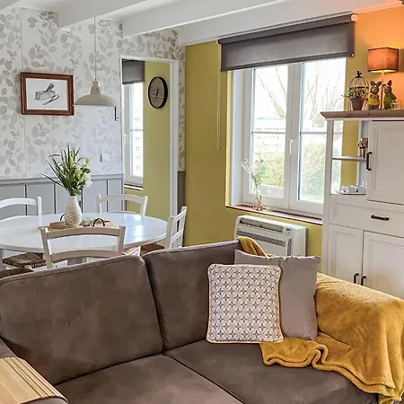 Windekind Mit Blick Auf Felder By Interhome